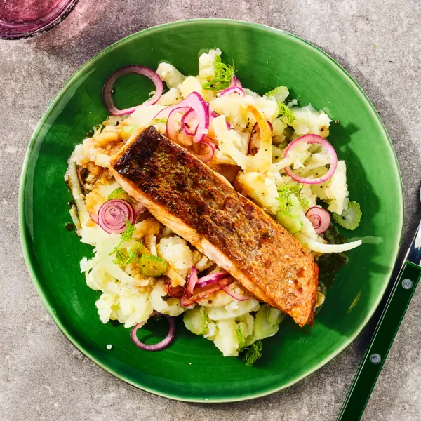 Frisse venkelstamppot met zalm