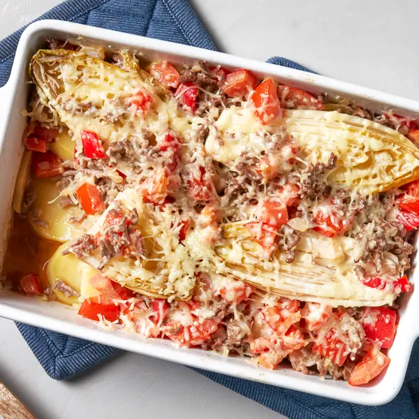Witlofschotel met gehakt en paprika