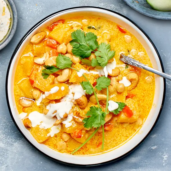 Vega pompoencurry met Turks brood