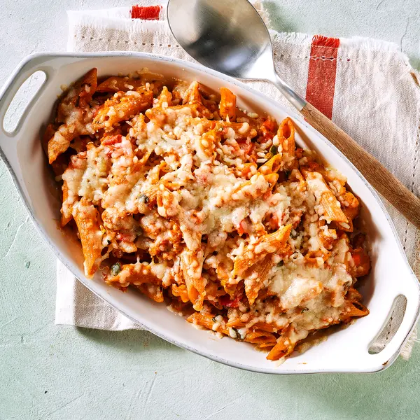 Pasta-pestoschotel met kipgehakt