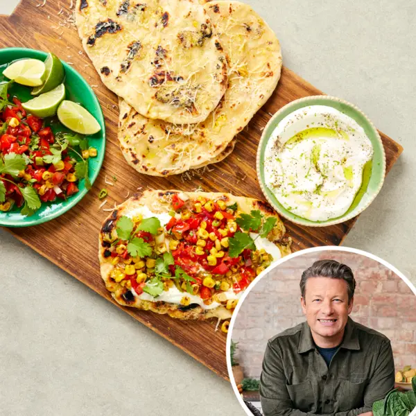 Maïsflatbreads met kaas en tomatensalsa