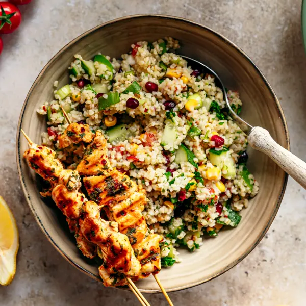 Tabouleh met kipspiesjes