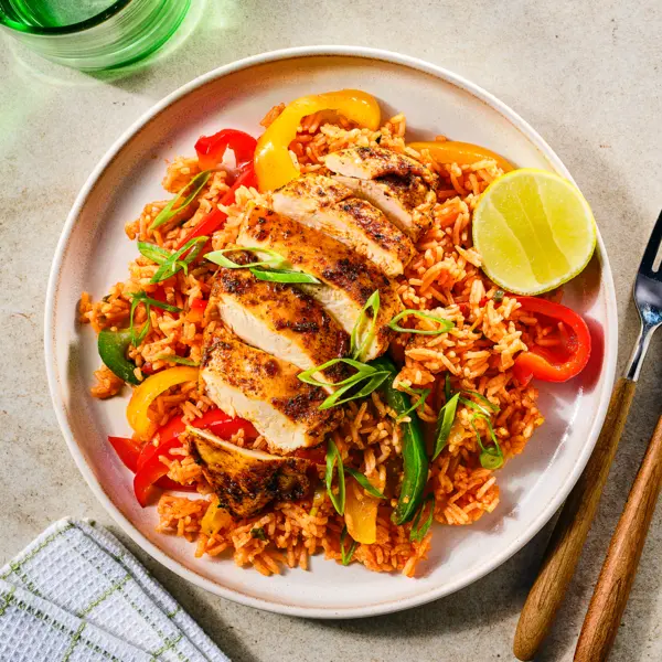 Cajunkip met rijst en knapperige paprika