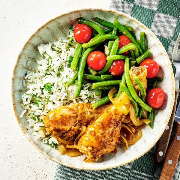 Kipdrumsticks met kruidige rijst