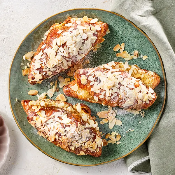 Amandelcroissants met frangipane