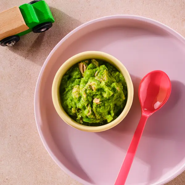 Zalm, avocado en doperwtjes