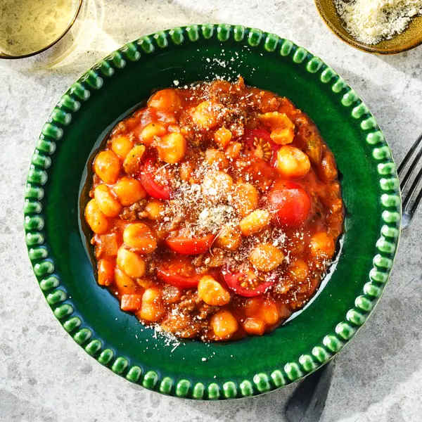 Snelle mini gnocchi bolognese