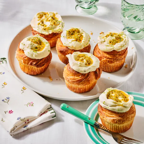 Cruffin met passievruchtcrème