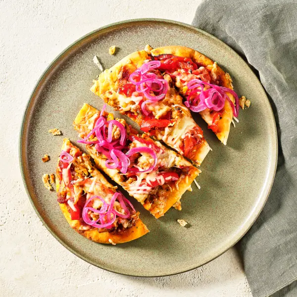 Naanpizza's met kipgehakt