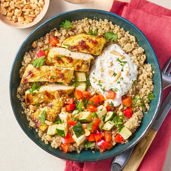 Indiase stijl quinoasalade met kip uit de airfryer