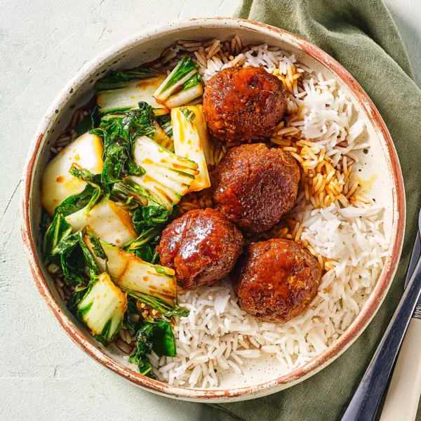 Verstopte groente-gehaktballetjes met rijst