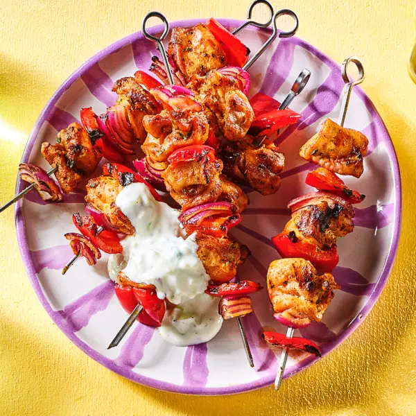 Kip-tandoorispiesen met raita