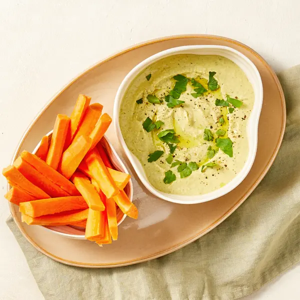 Hummus met worteltjes
