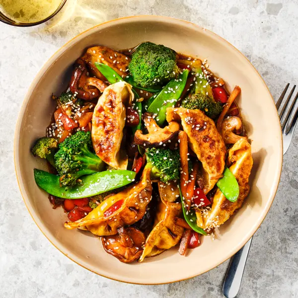 Sticky gyoza roerbak