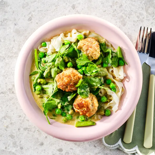 Kipballetjes in Thaise groene curry