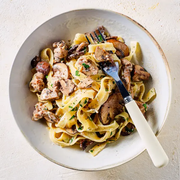 Tagliatelle met verse truffelworst