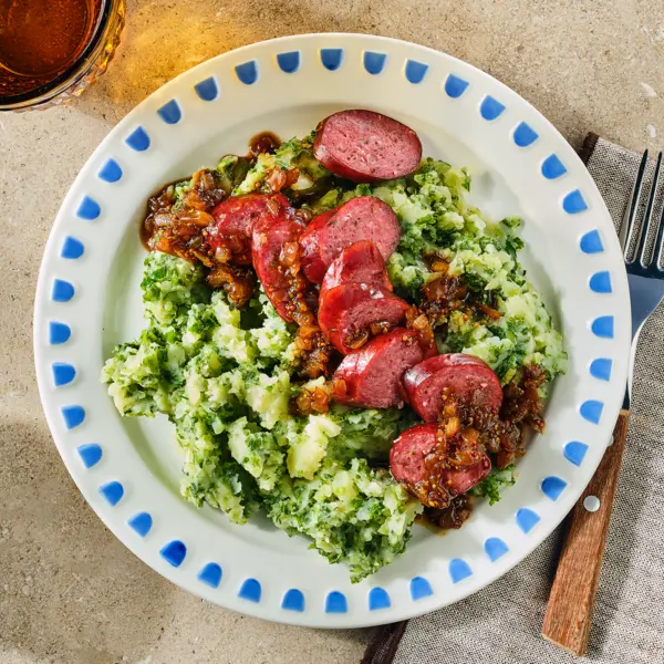 Boerenkoolstamppot met wildrookworst en jus