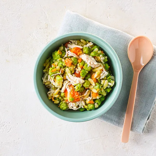 Orzo met kip en erwtjes