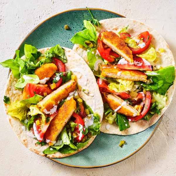 Tortilla's met vega schnitzels en pickle-mayo