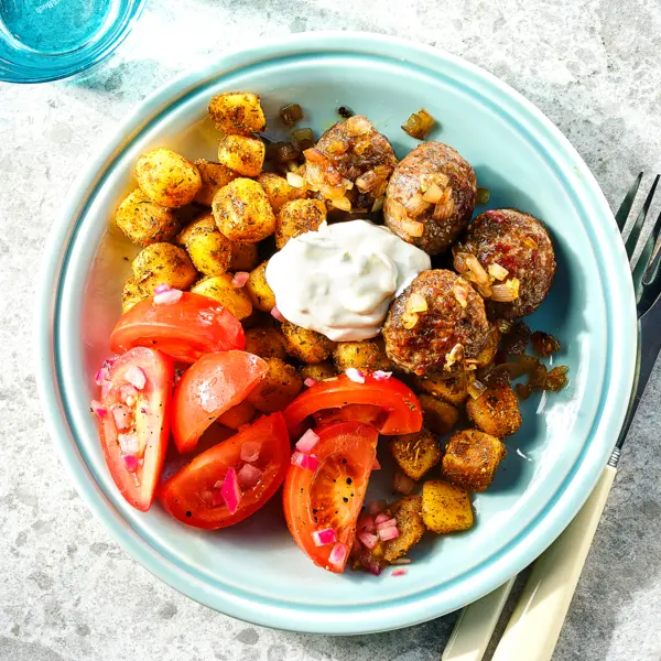Gyroskrieltjes met tzatziki en gehakballetjes