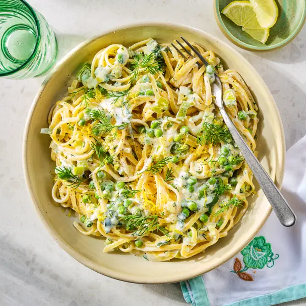 Citroen-ricotta linguine met prei en dille