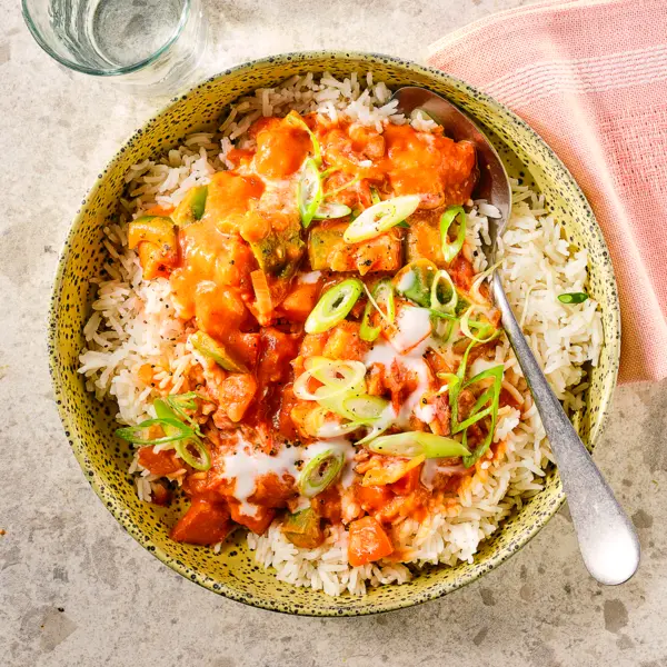 Curry met zoete aardappel en paprika