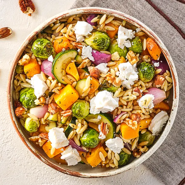 Orzo met geroosterde groenten en geitenkaas