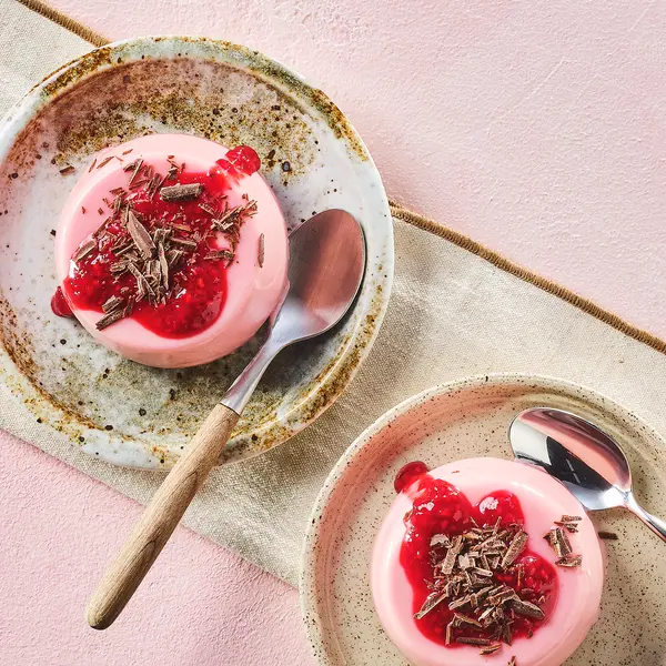 Frambozen panna cotta met chocolade