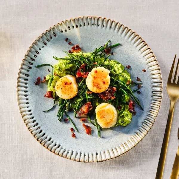 Coquilles met doperwtenpuree