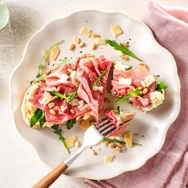 Broodje rosbief-carpaccio