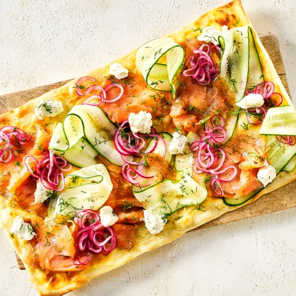 Borrelplaattaart met gravad lachs