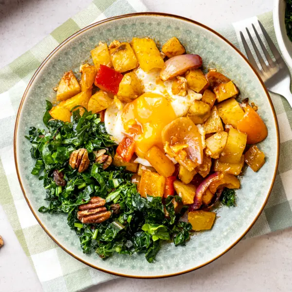 Potato hash met boerenkool en eieren