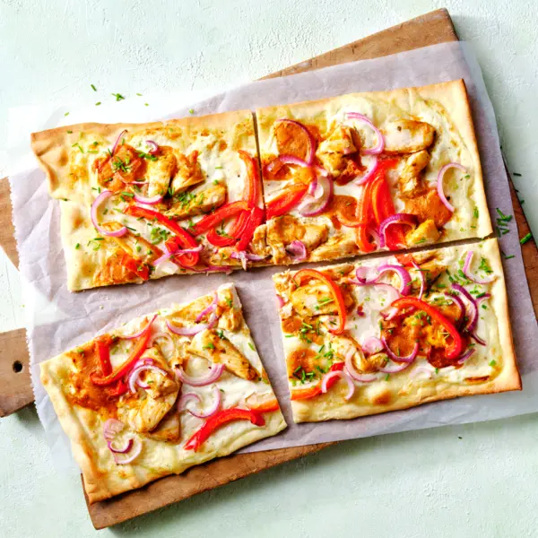 Butter chicken flammkuchen