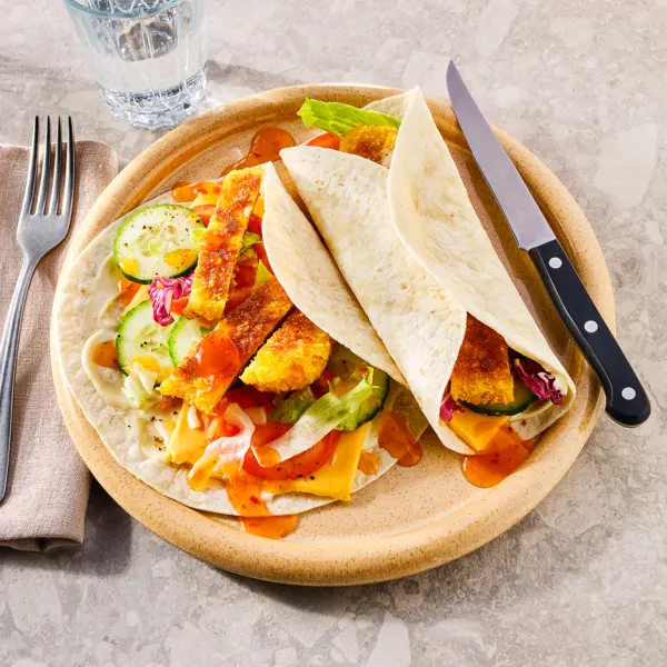 Kipschnitzelwraps met cheddar & sweet-chili