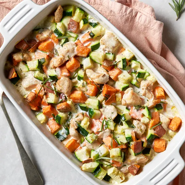 Ovenschotel van zoete aardappel en kip