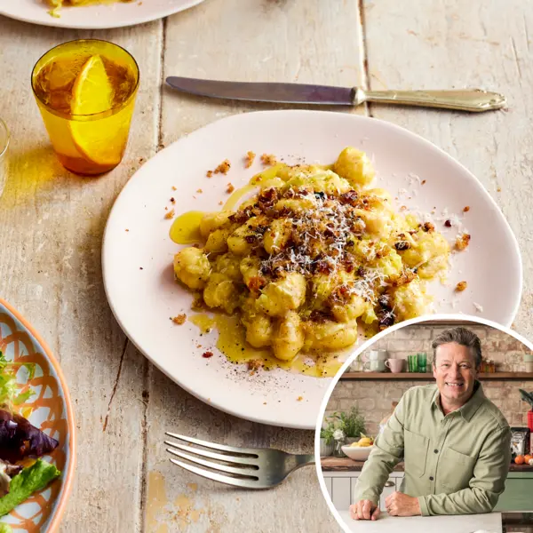 Romige prei-gnocchi met baconkruimel