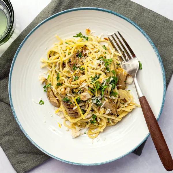 Spaghetti met artisjok en citroen