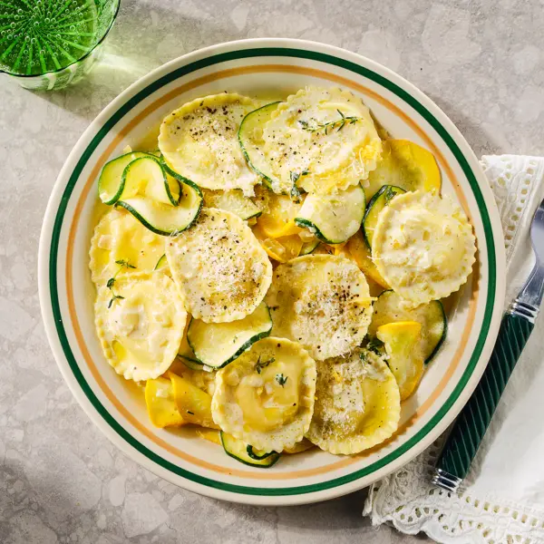 Citroenravioli met courgette en kaas