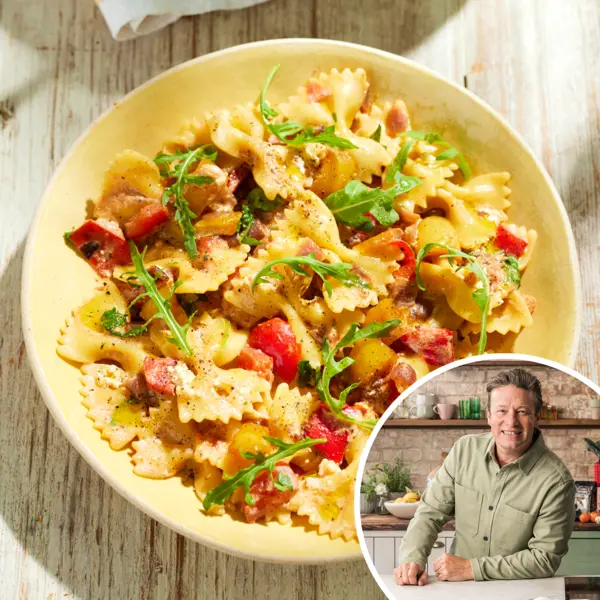 Romige pasta met paprika en tomaat
