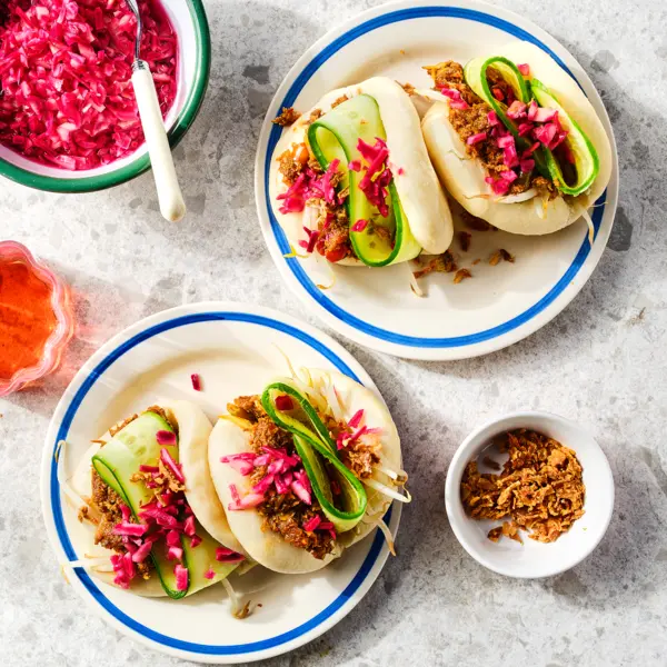 Snelle bao buns met rendang