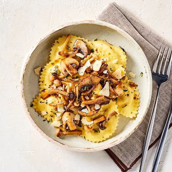 Truffelravioli met paddenstoelen