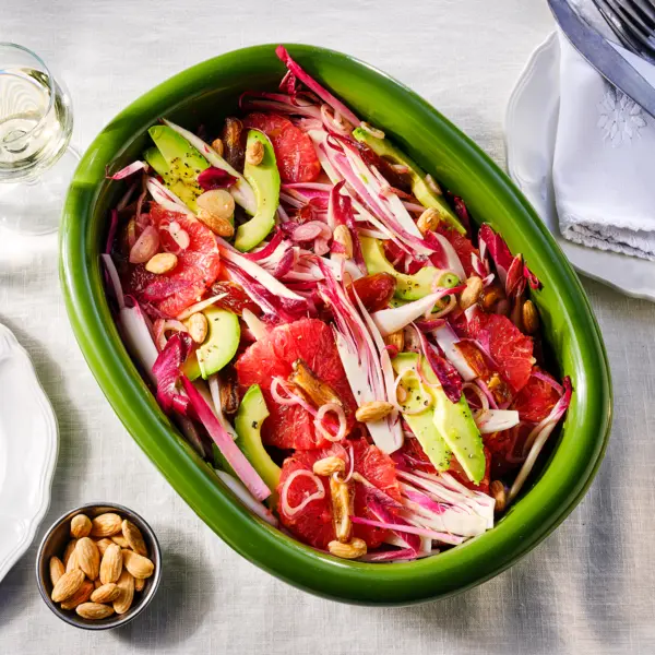 Roodlofsalade met grapefruit en avocado