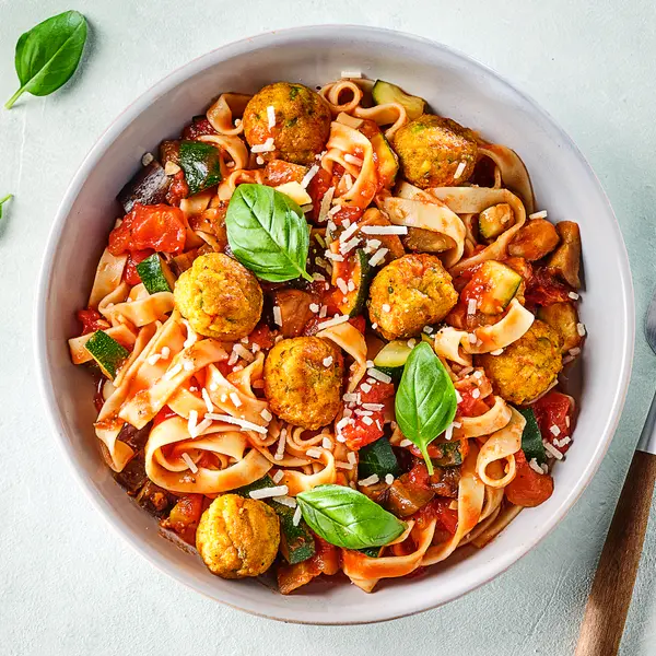 Tagliatelle met groenteballetjes