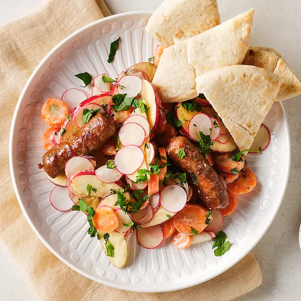 Salade met merguez en pita