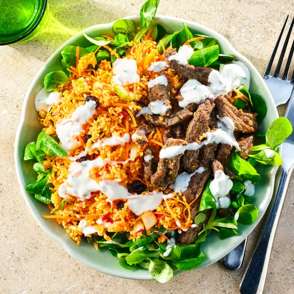 Harissa couscousbowl met za'atar runderreepjes