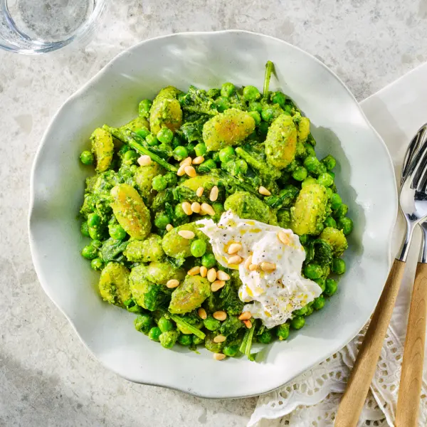 Gnocchi met raapstelenpesto