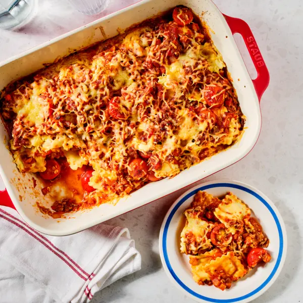 Bolo raviolischotel met gehakt en kaas