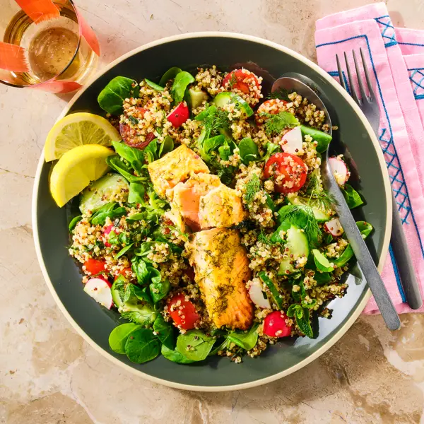 Maaltijdsalade met mosterd-dille zalm