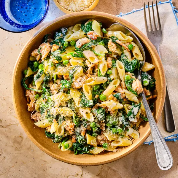 Romige mini-penne met kip en boursin