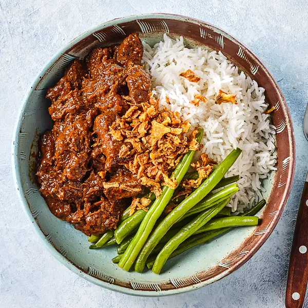 Rendang met sperziebonen en rijst